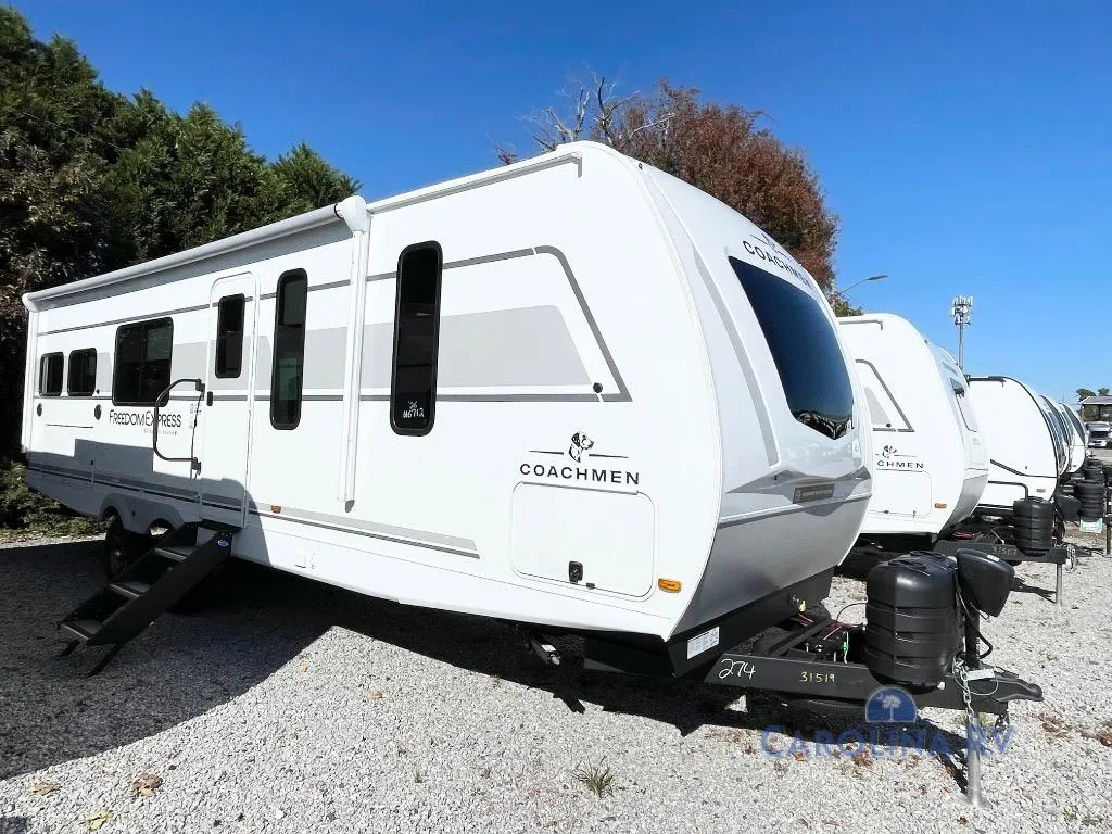 2026 Coachmen Freedom Express Ultra Lite 274RKS - Photo 2
