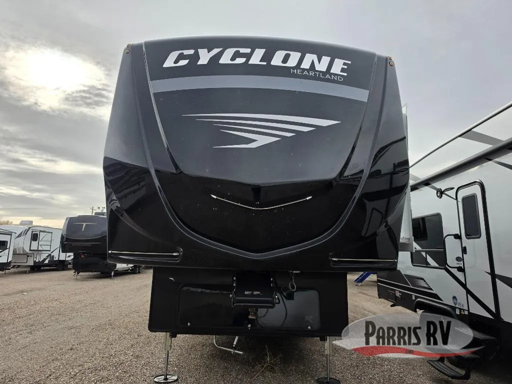 2026 Heartland Cyclone 3511 - Photo 2