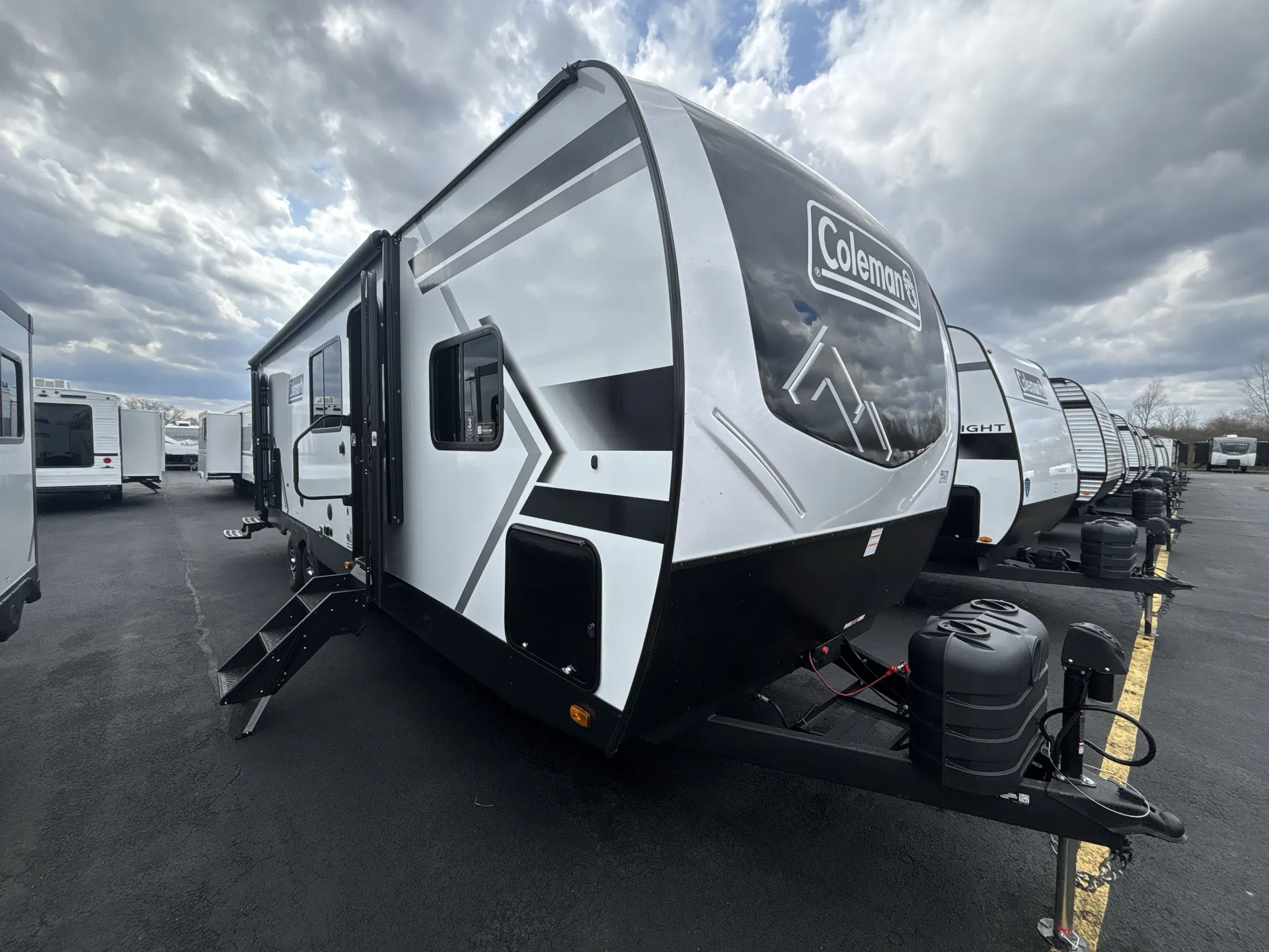 2026 Keystone Coleman Legacy 2900BH - Photo 2