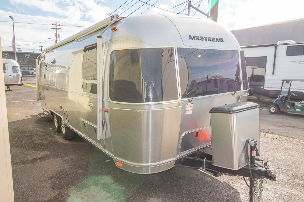 2021 Airstream International 27FB Twin - Photo 2