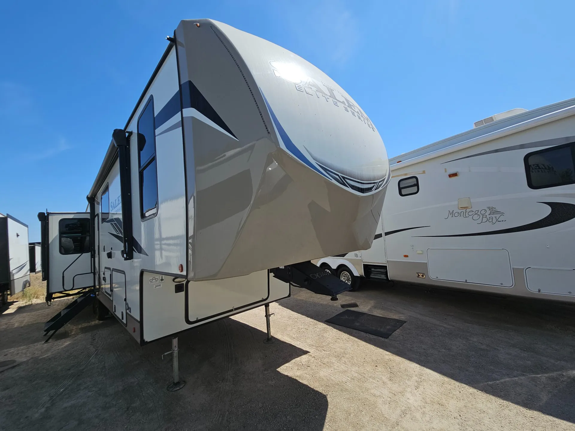 2022 Forest River Wildwood Heritage Glen Elite 34RL - Photo 2