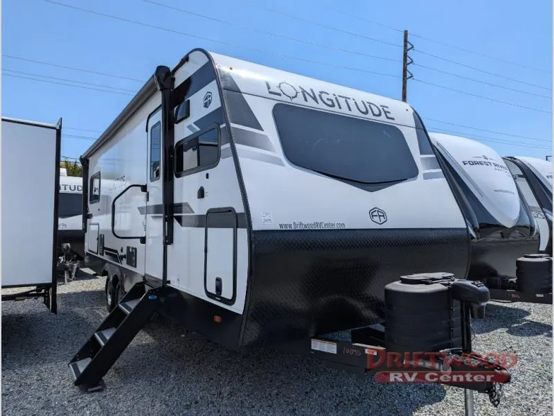 2026 East to West Longitude 230FK - Photo 2