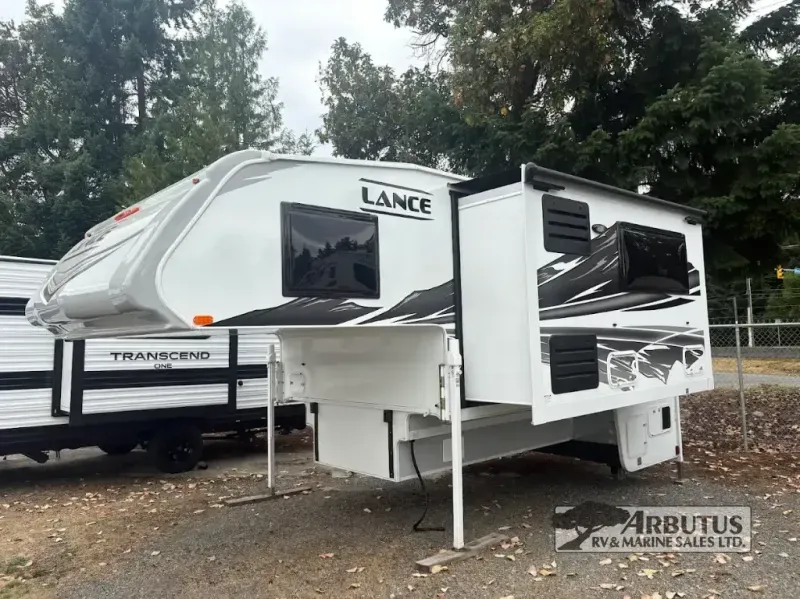 2024 Lance Lance Truck Campers Used    1172 - Photo 2