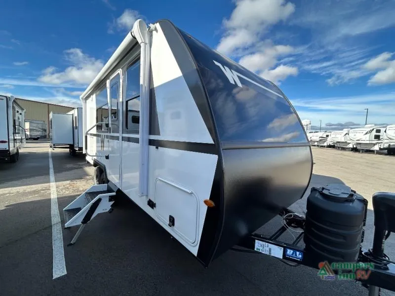 2026 Winnebago Micro Minnie 2108DS - Photo 2