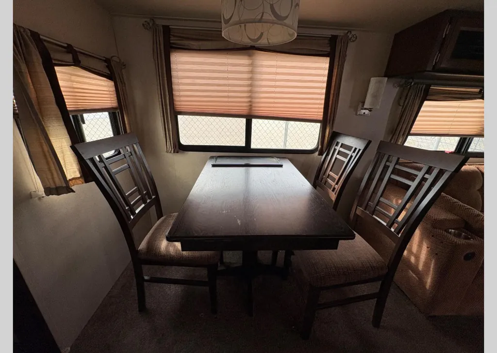 2018 Forest River Salem Hemisphere Lite 282RK, Photos photo 3