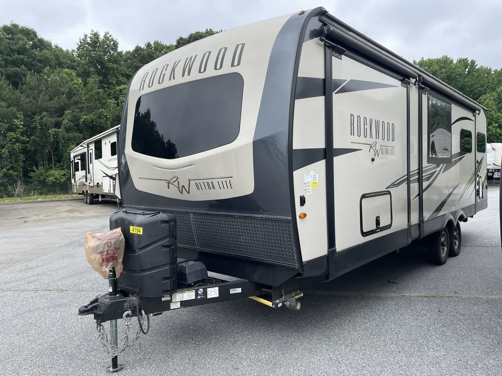 2022 Forest River Rockwood Ultra Lite 2614BS, Photos photo 6