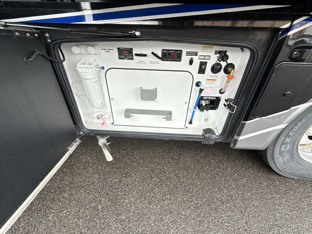 2025 Entegra Coach Aspire 44D, Photos photo 23