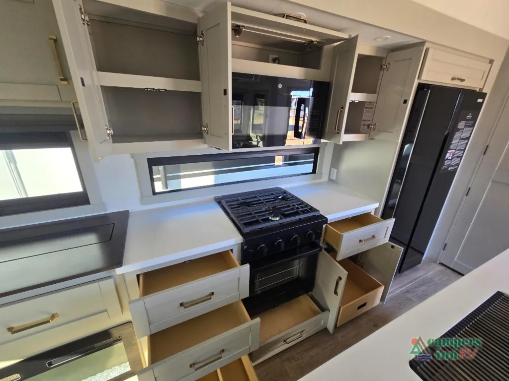 2026 Brinkley Model Z 3600, Photos photo 23