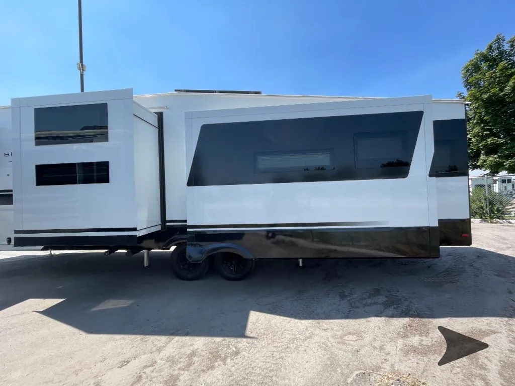 2024 Brinkley Model Z 3610, Photos photo 2
