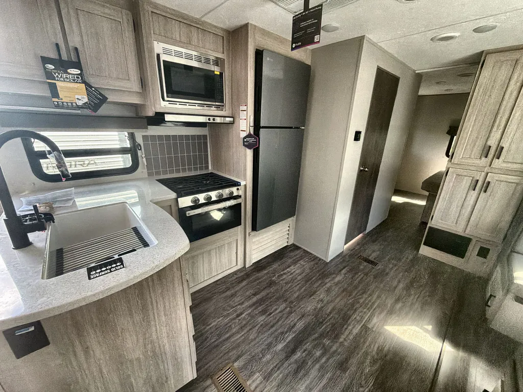 2026 Forest River Aurora 34BHTS 2 QUEEN BEDS, Photos photo 12