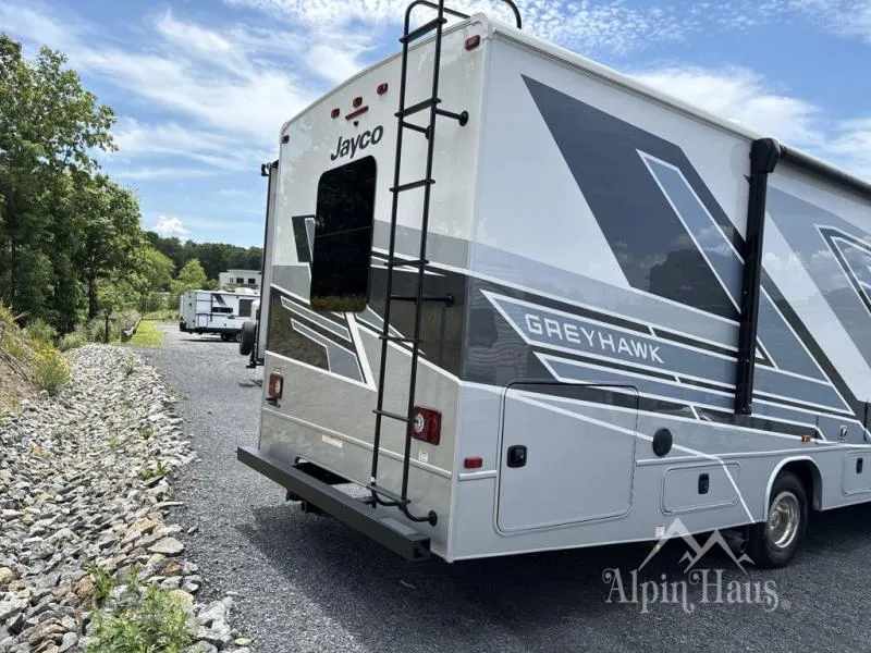 2026 Jayco Greyhawk 29MV - Photo 3