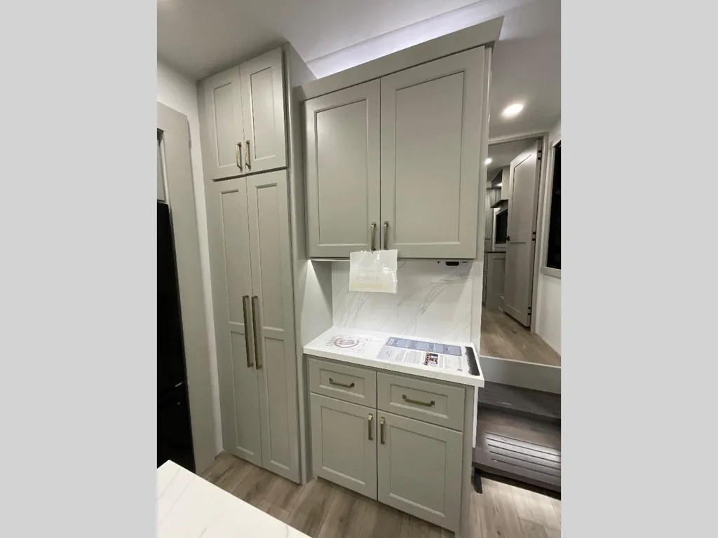 2025 Brinkley Model G 4100, Photos photo 12