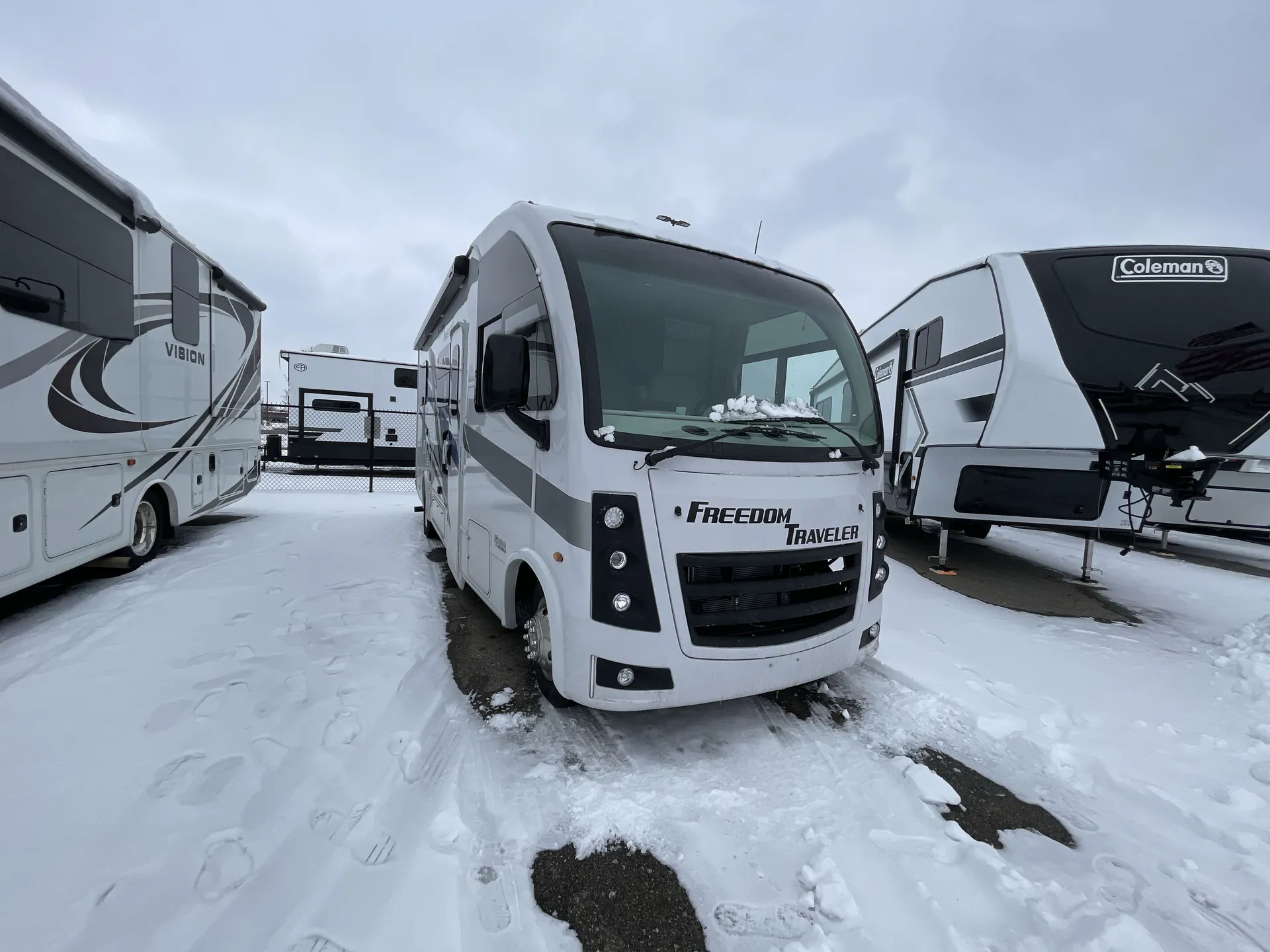 2026 Thor Motor Coach Freedom Traveler A24 - Photo 2