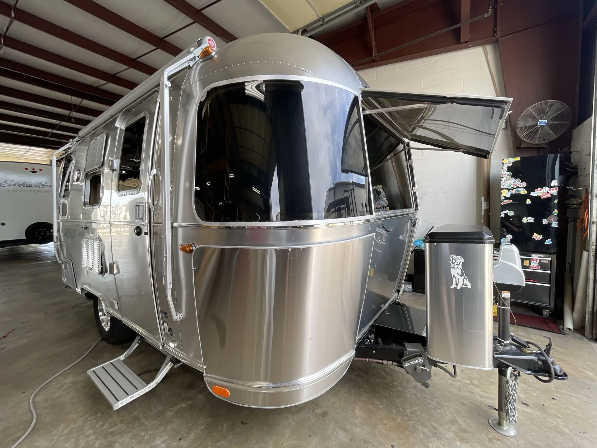 2017 airstream Flying Cloud 19 - Photo 2