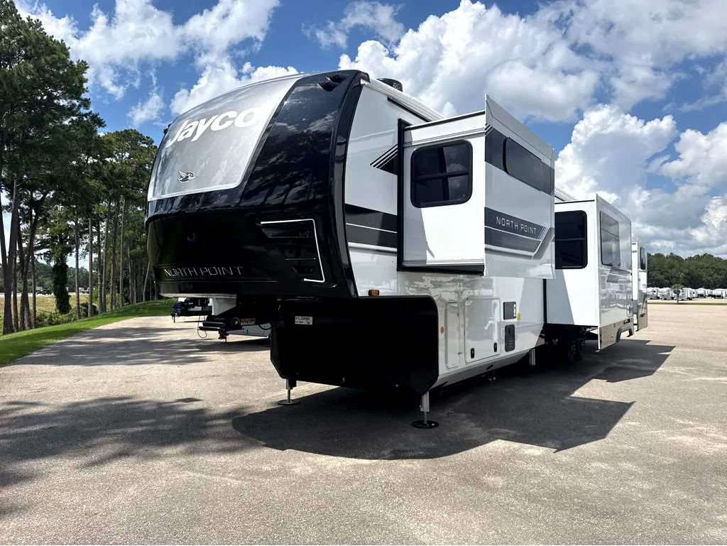 2027 Jayco North Point 391TBBH, Photos photo 2