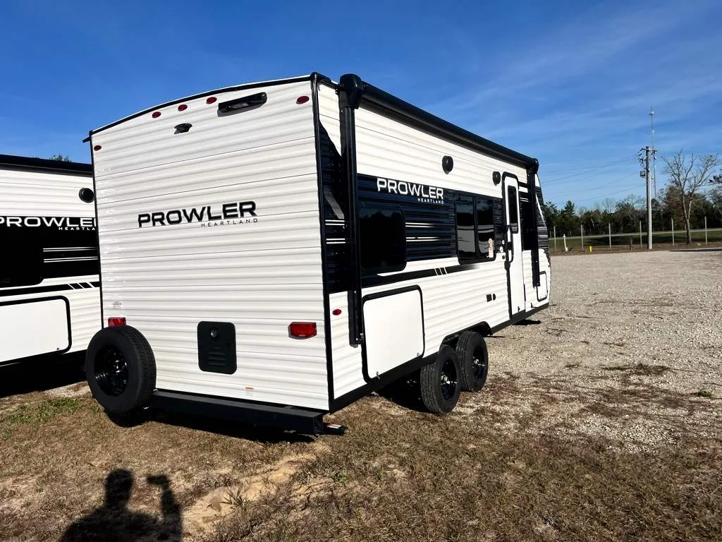 2026 Heartland Prowler 2000MB - Photo 4