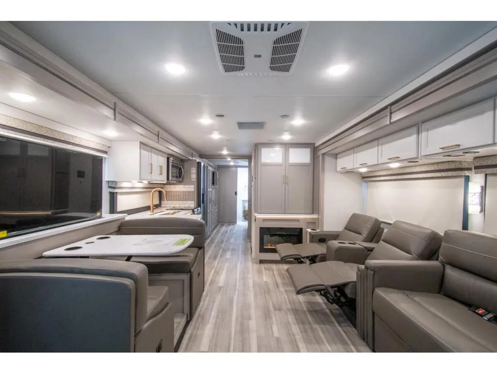 2026 Thor Motor Coach Windsport 36H, Photos photo 12