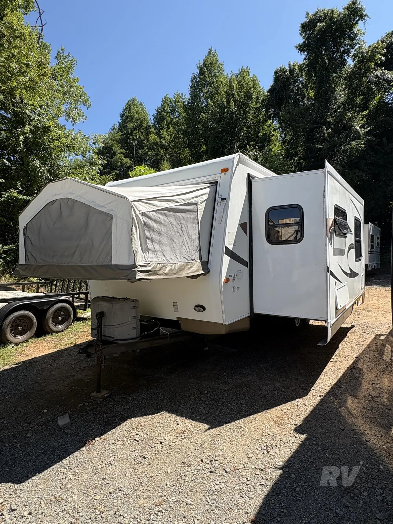 2011 Forest River Rockwood Roo 21SS - Photo 2