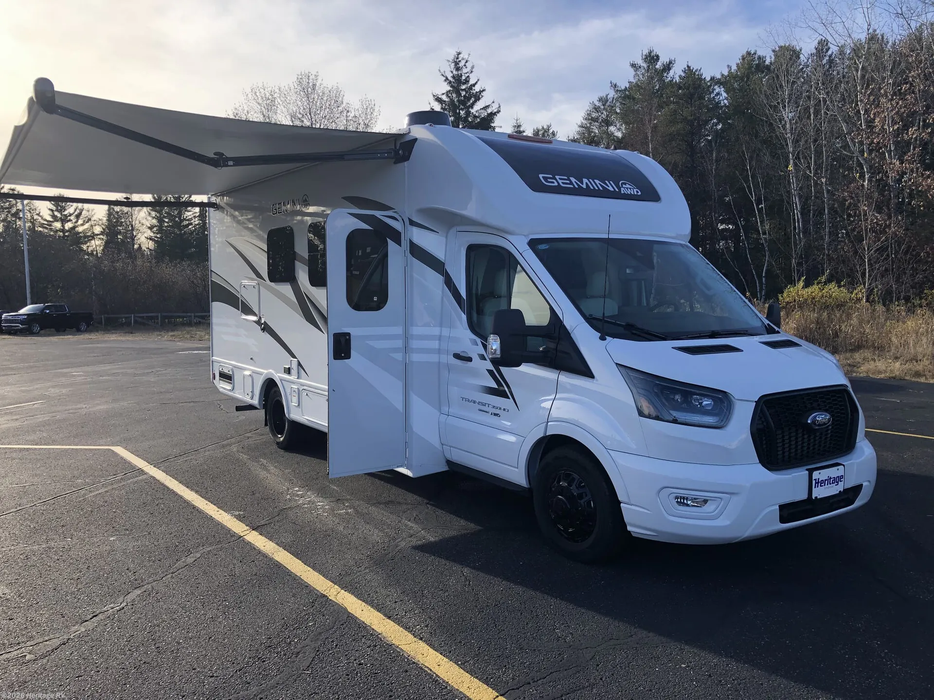2025 Thor Motor Coach Gemini AWD 24JG - Photo 2