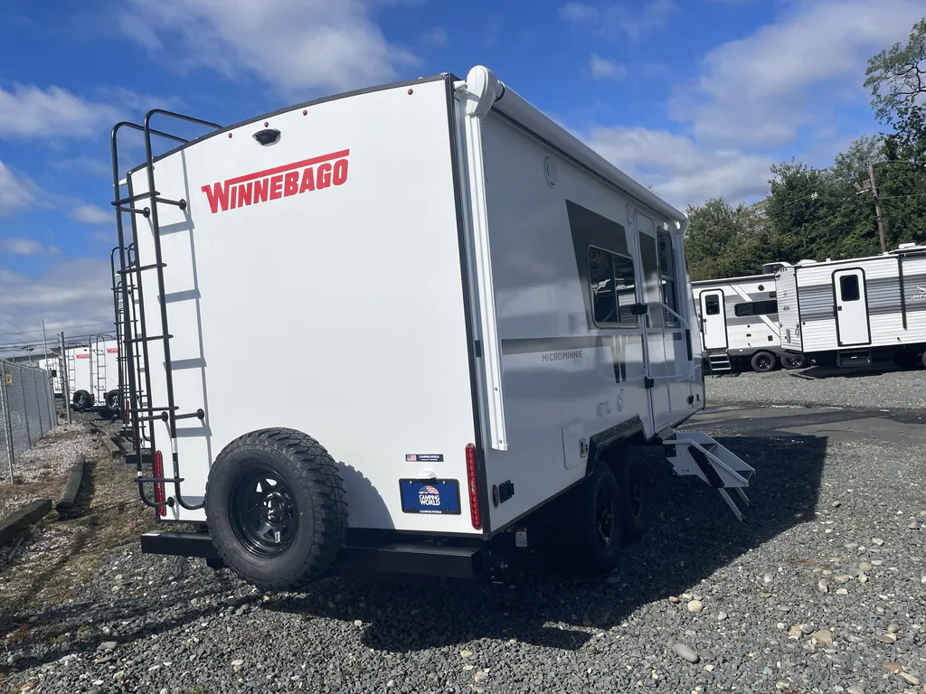 2027 Winnebago Micro Minnie 2108DS, Photos photo 7