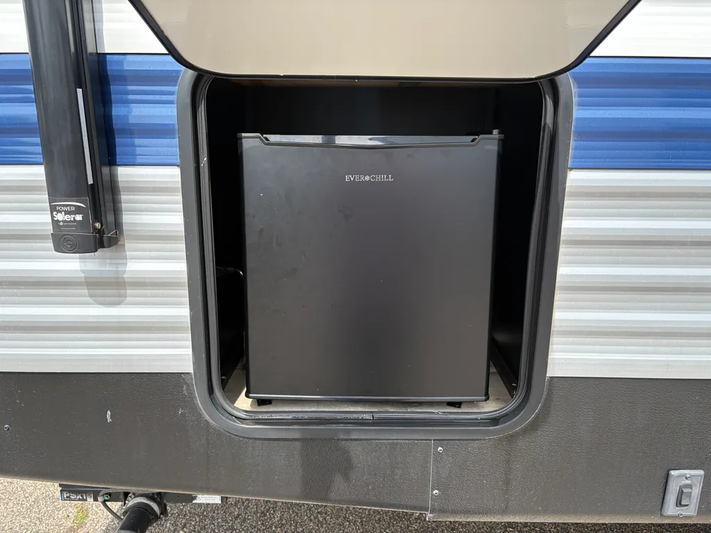 2022 Keystone Springdale 251BH, Photos photo 7