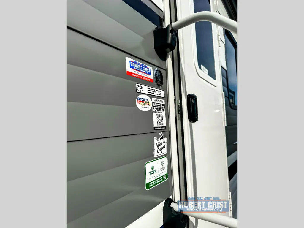 2026 Forest River EVO Lite 25ICE, Photos photo 10