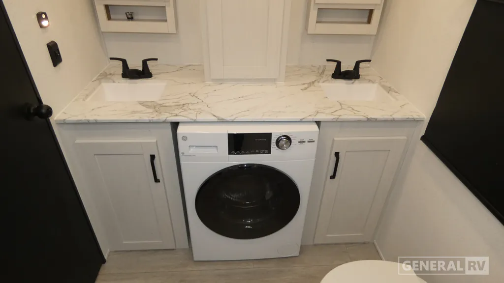 2027 Forest River Solaire 3300FLBS, Photos photo 21