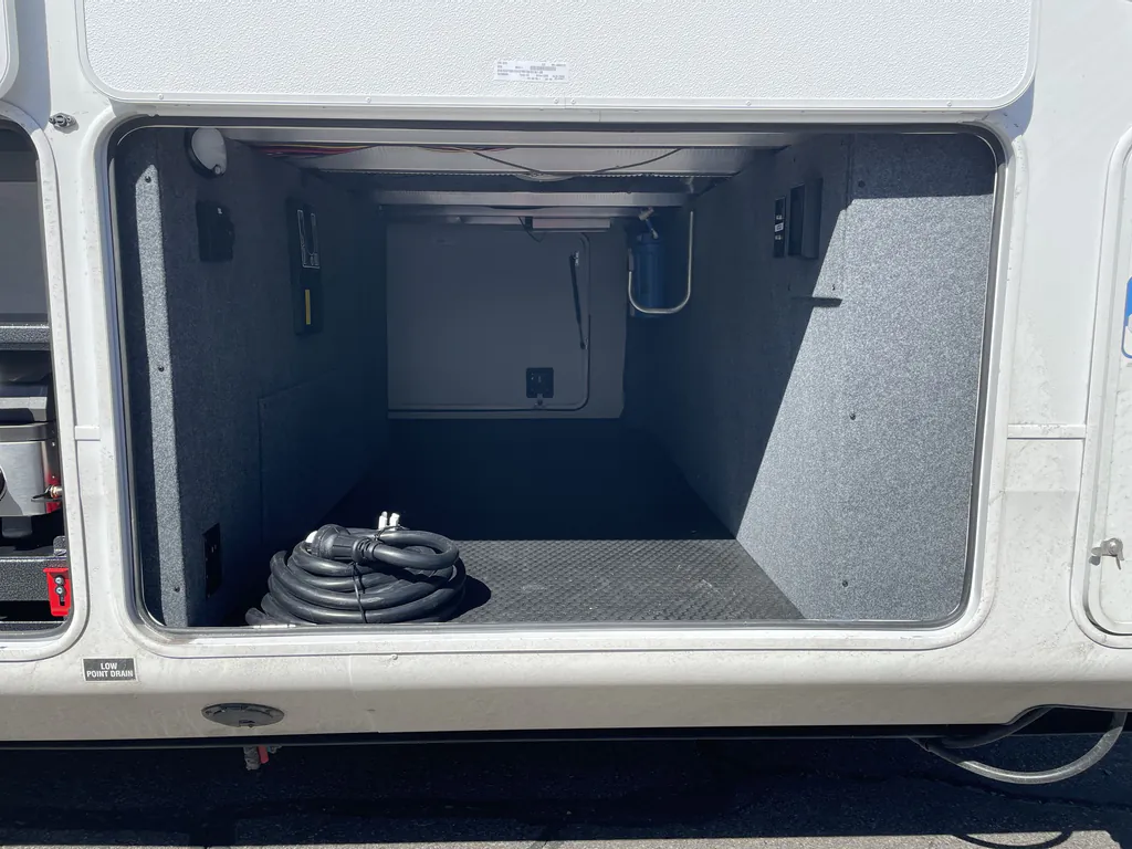 2026 Jayco North Point 387FBTS, Photos photo 3
