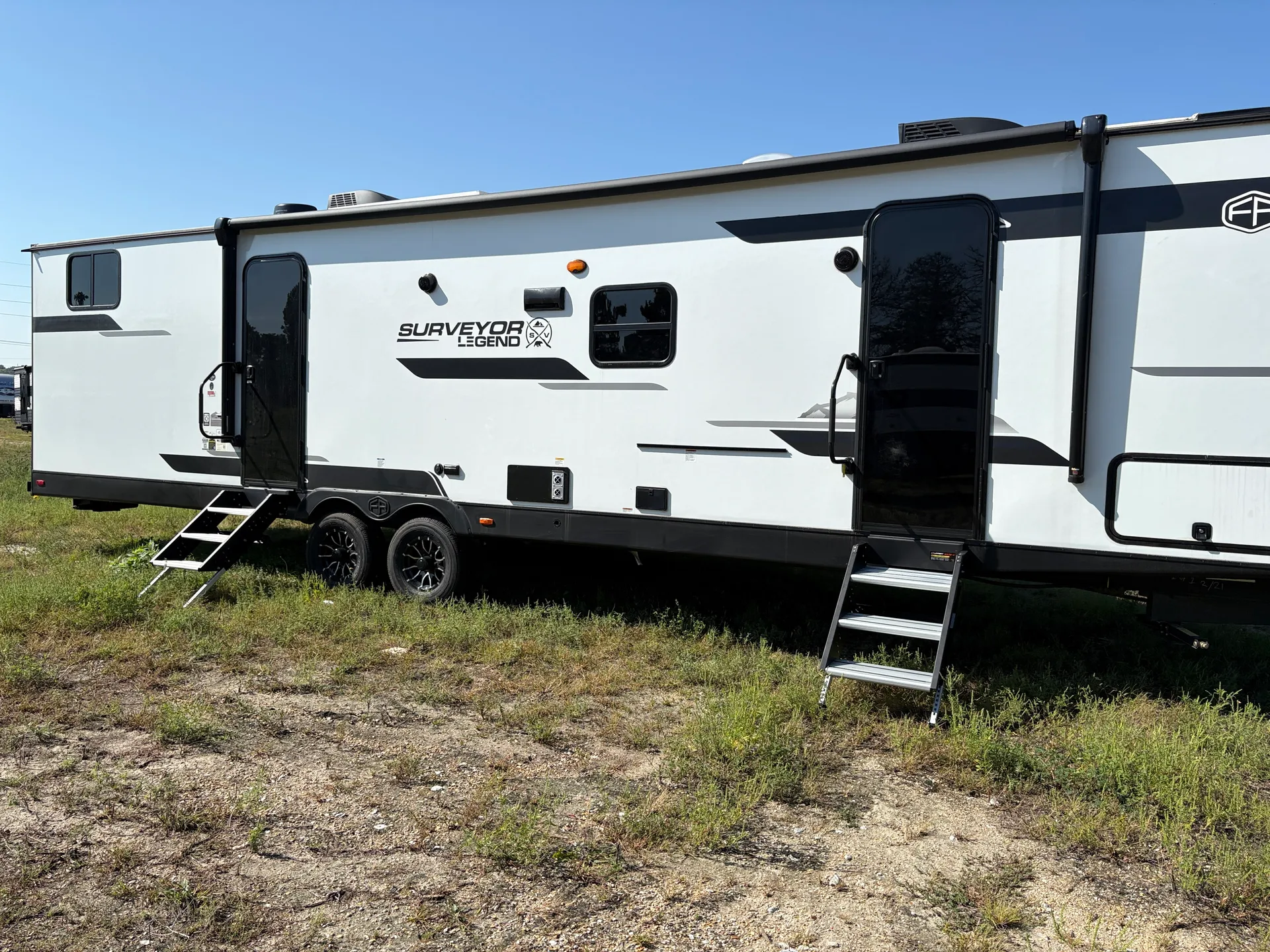 2025 Forest River Surveyor Legend 303BHLE - Photo 4
