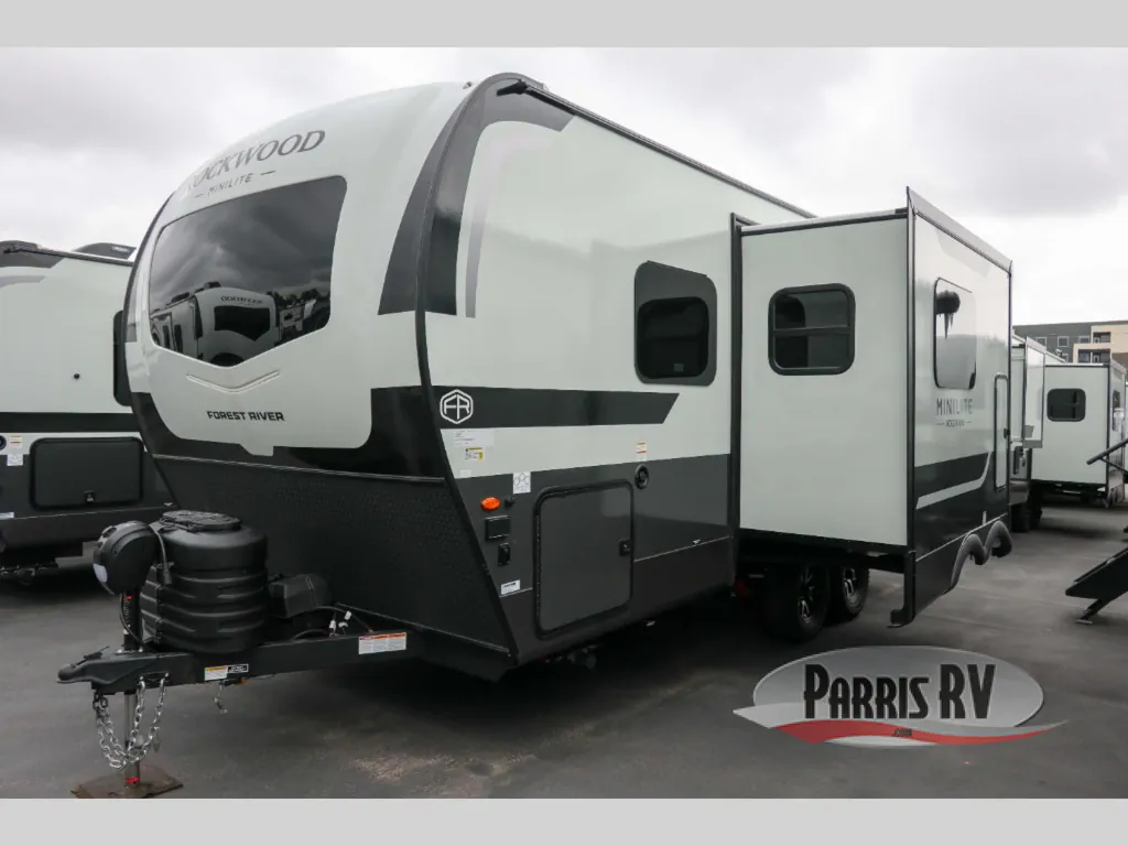 2027 Forest River Rockwood Mini Lite 2213S, Photos photo 3