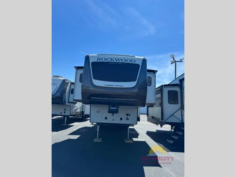 2026 Forest River Rockwood Signature 404SRK - Photo 3
