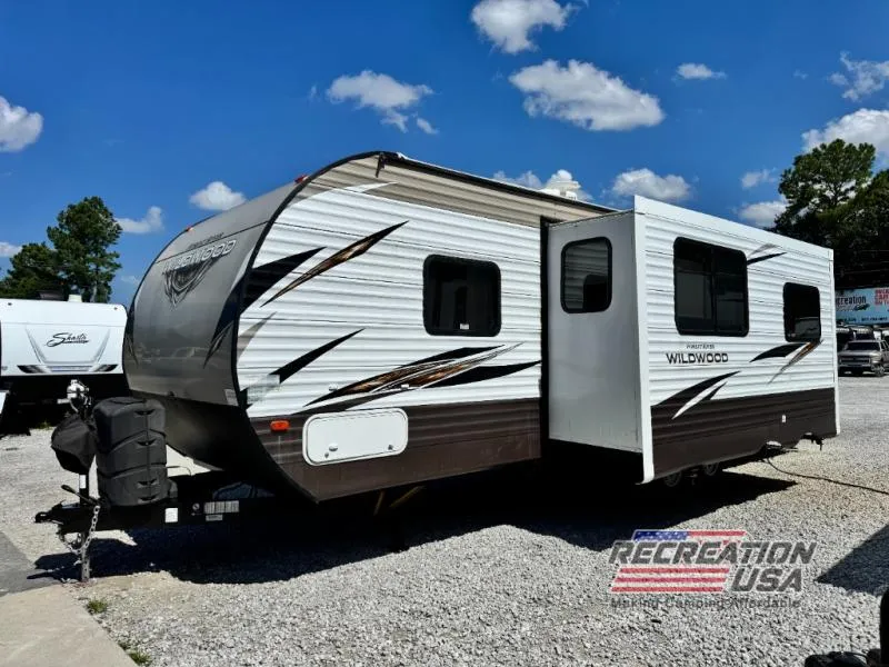 2019 Forest River RV Wildwood 27DBK - Photo 2