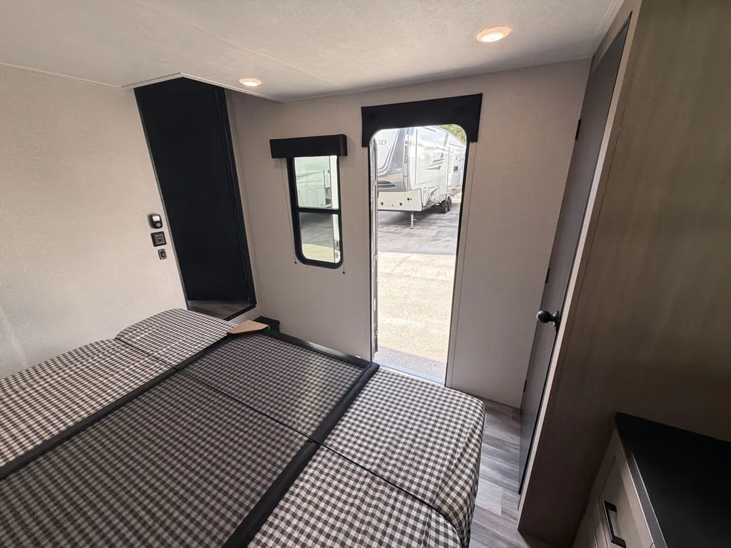 2026 Jayco Jay Flight Bungalow 404LOFT DS, Photos photo 21