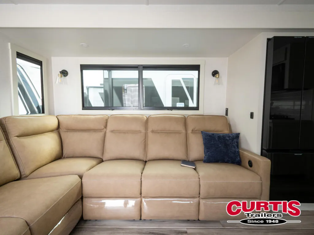 2027 Brinkley Model I 290, Photos photo 17