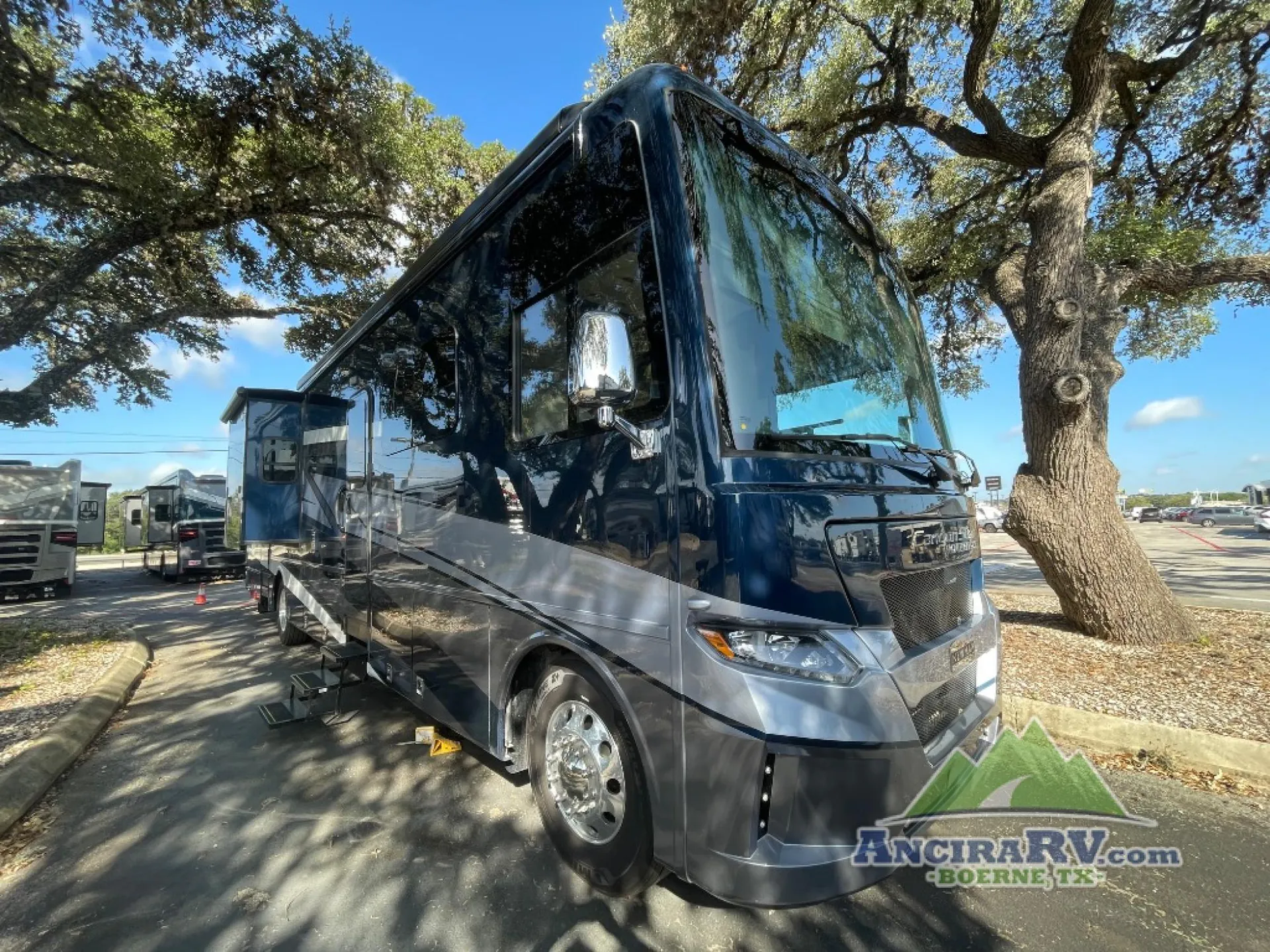 2026 Newmar Canyon Star 3947 - Photo 2