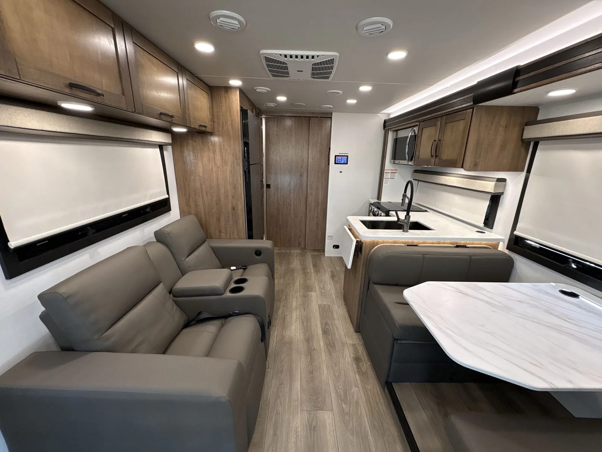 2026 Jayco Greyhawk XL 32U — living area main