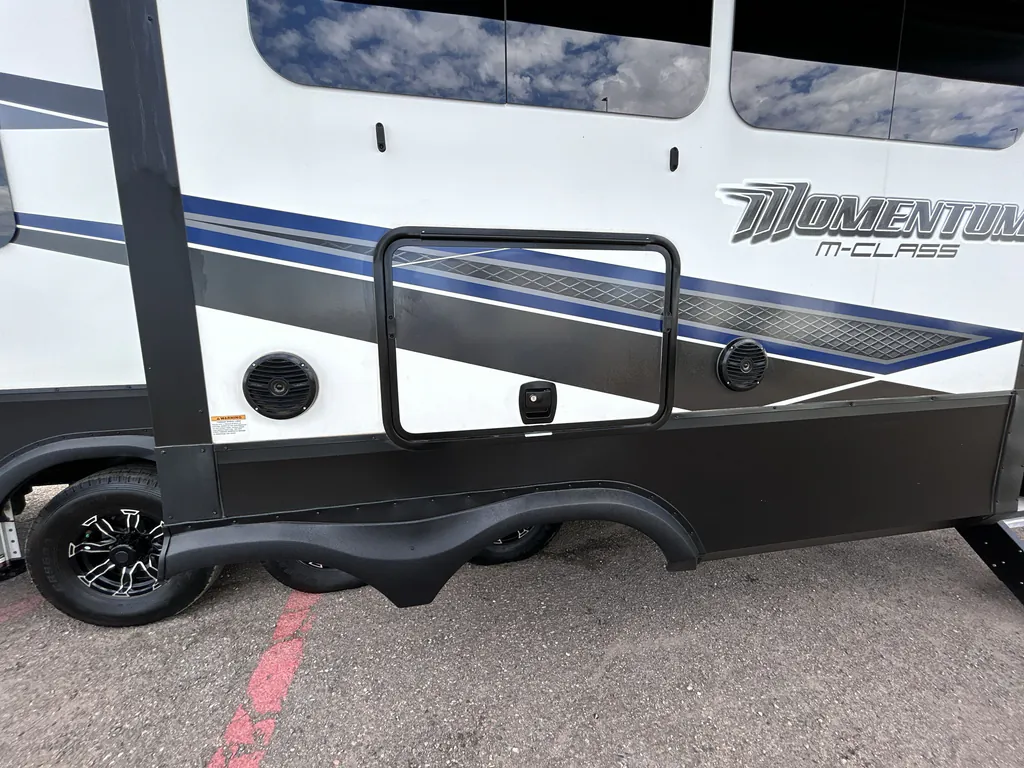 2019 Grand Design Momentum 381M, Photos photo 29