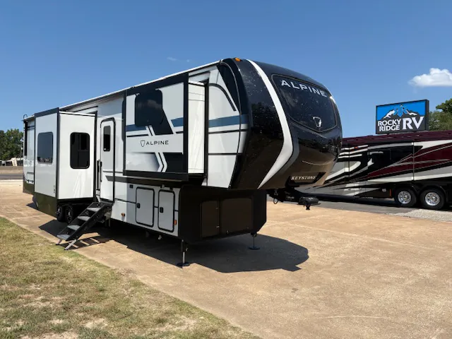 2026 Keystone Alpine 3820FK dealer photo 1 from Rocky Ridge RV