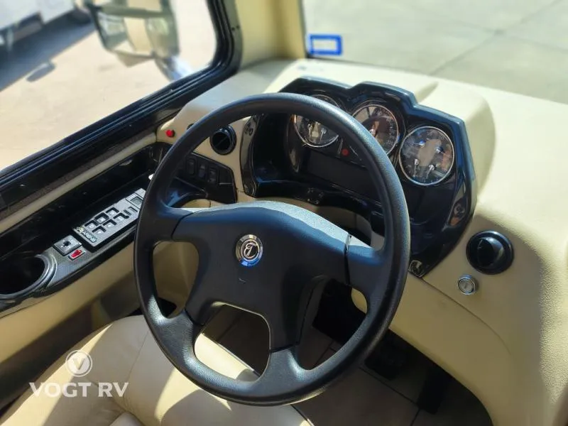 2017 Tiffin Allegro Breeze 31 BR - Photo 4