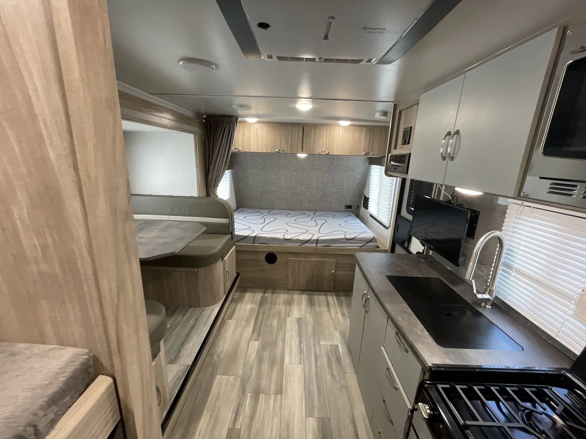 2022 Winnebago Micro Minnie FLX 2100BH — living area main