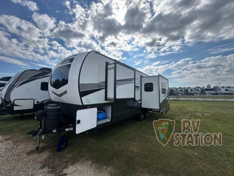 2024 Forest River Rockwood Mini Lite 2515S - Photo 3