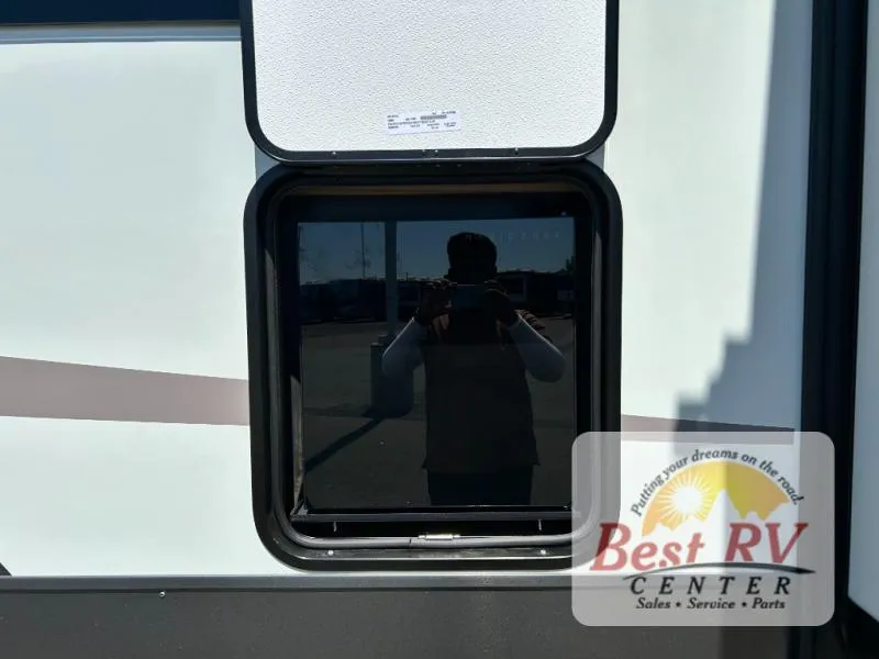 2026 Forest River Rockwood Signature 405SBH - Photo 4