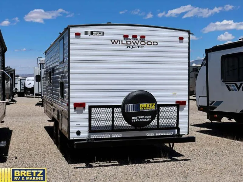 2018 Forest River RV Wildwood X-Lite 201BHXL - Photo 4