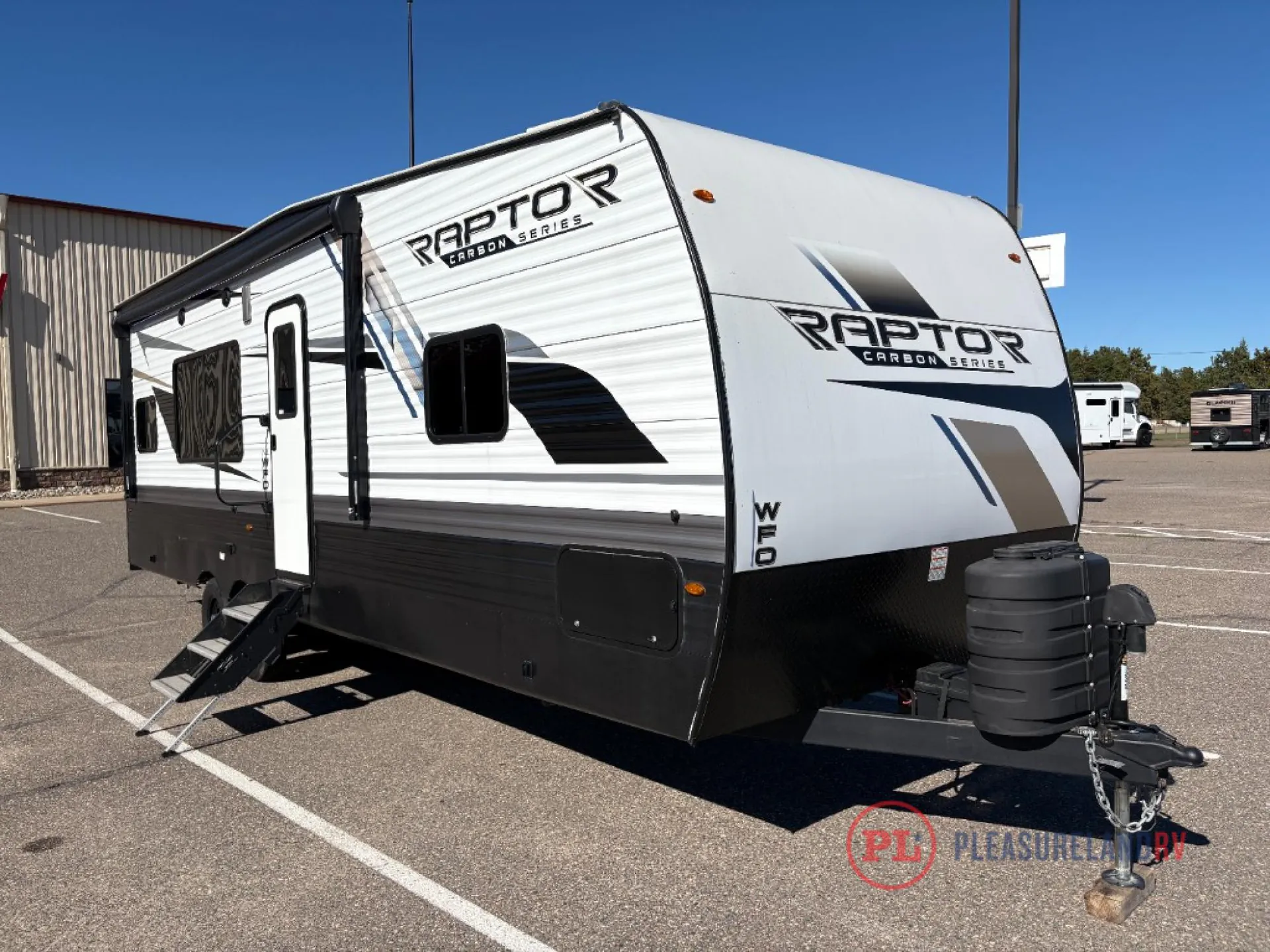 2024 Keystone Raptor Carbon 29WFO - Photo 2