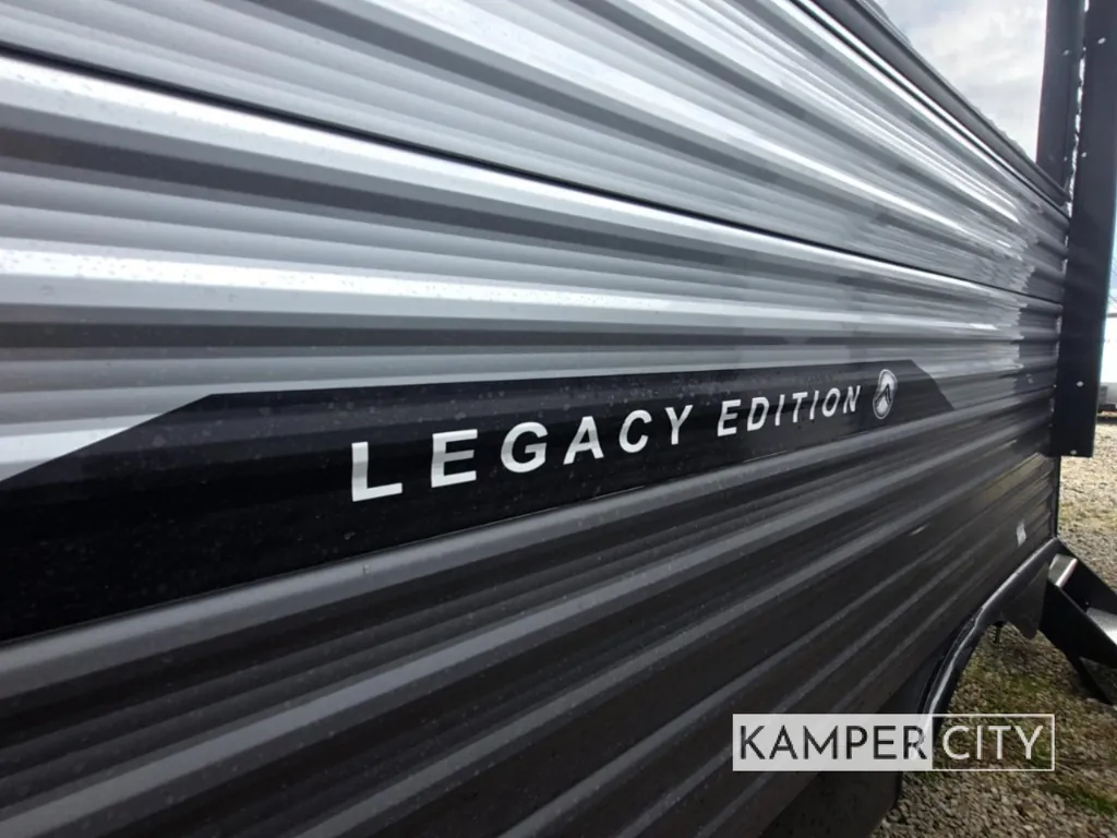 2025 Coachmen Catalina Legacy Edition 323MAZE, Photos photo 15