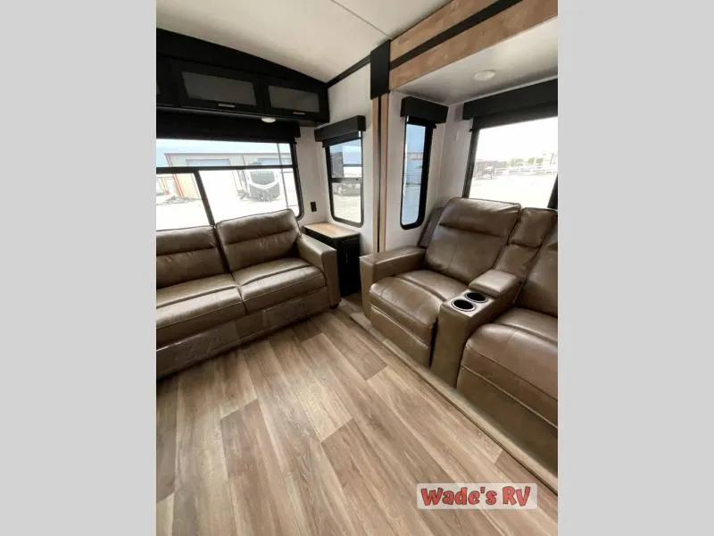 2022 Keystone Outback 330RL - Photo 3