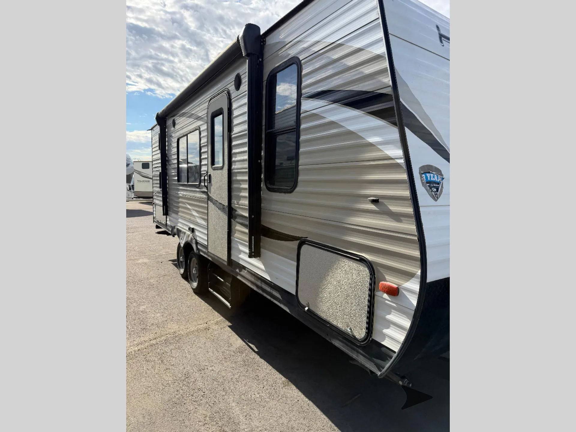 2018 Keystone Hideout LHS 21LHSWE - Photo 2