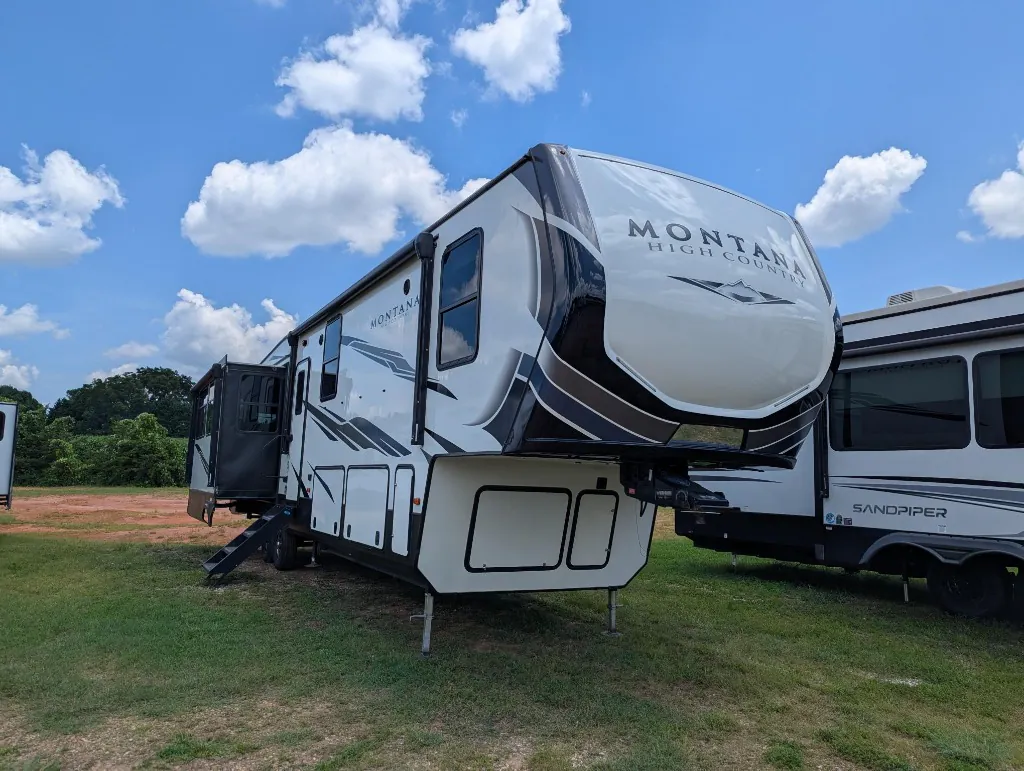 2021 Keystone Montana High Country 385BR