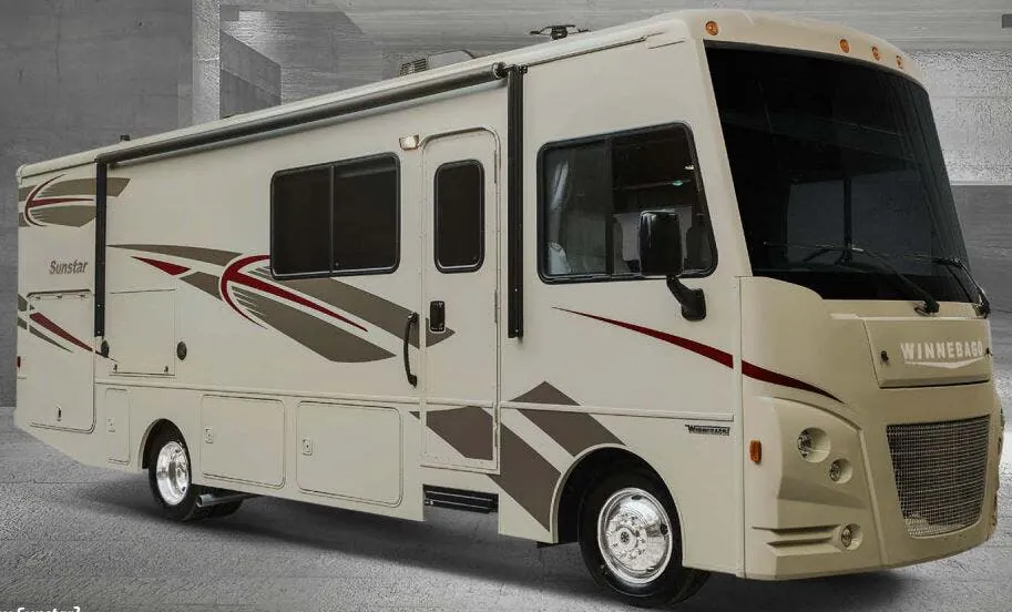 Winnebago Sunstar 27PE exterior