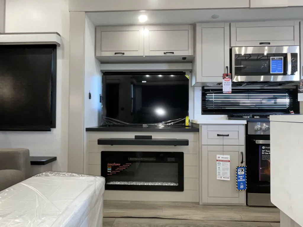 2026 Jayco North Point 387FBTS, Photos photo 7